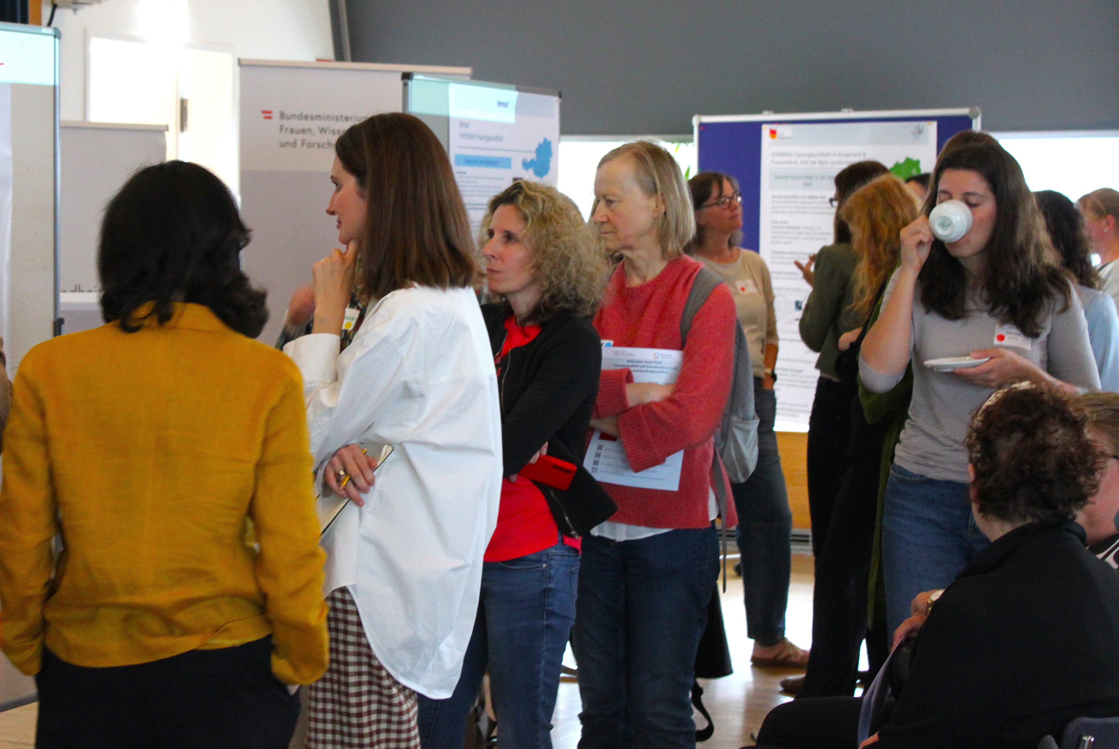 Posterwalk beim 8. FrauenGesundheitsDialog.