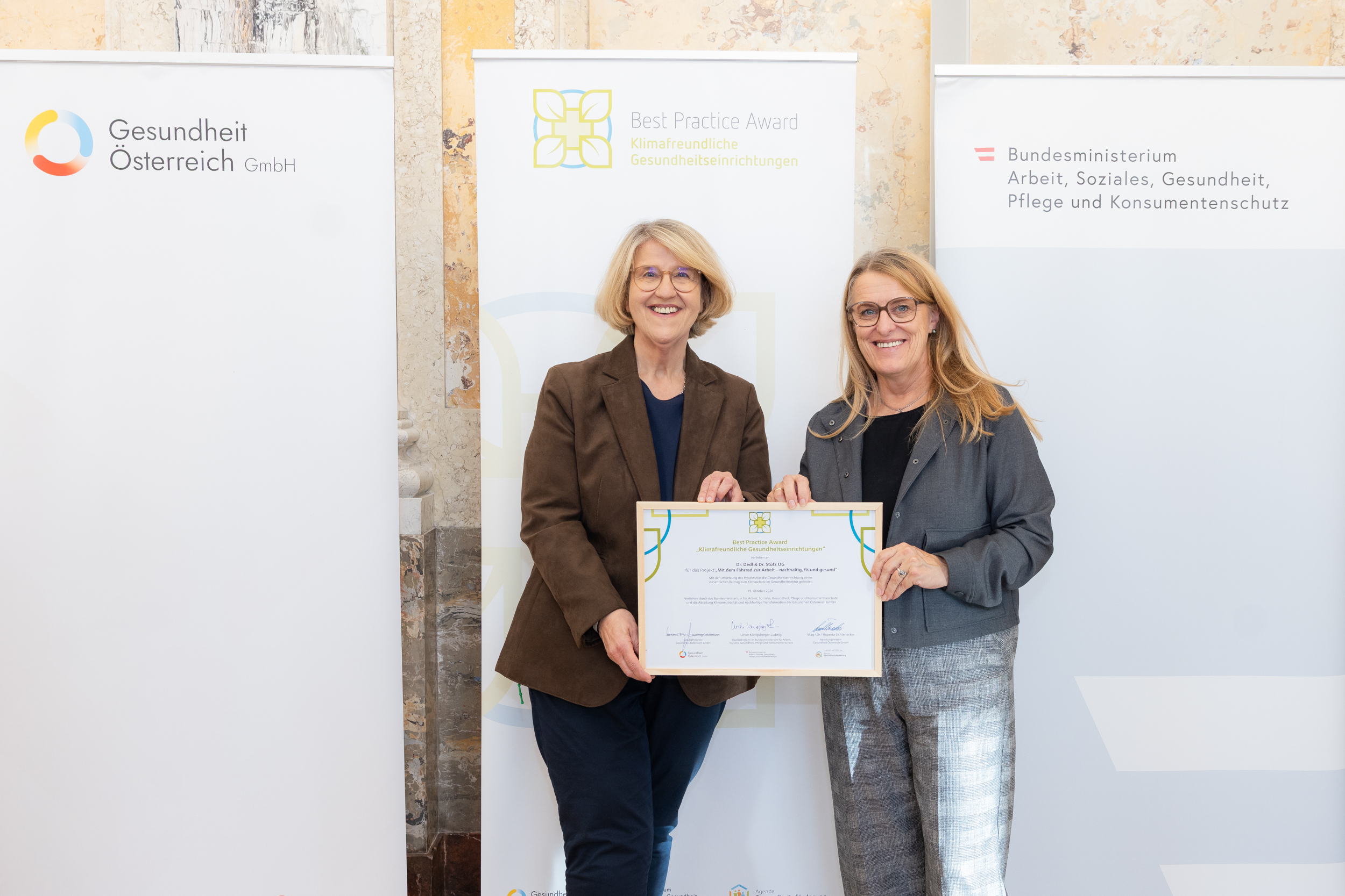 Dr. Dedl & Dr. Stütz OG – Mit dem Fahrrad zur Arbeit. Best Practice Award 2026.