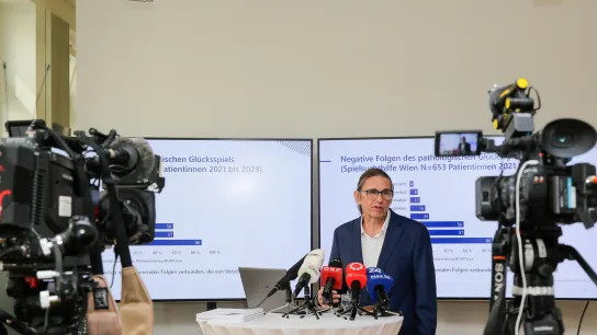 Pressekonferenz Drogenbericht Foto: Sonja Bachmayer 