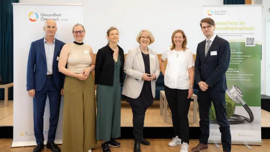 v.l.n.r. Anton Dunzendorfer; Antonija Wieser (GÖG); Ulrike Bechtold; Ruperta Lichtenecker (Leitung Abteilung Klimaschutz und nachhaltige Transformation); Hildegard Aichberger; Alexander Degelsegger © Monika Fellner